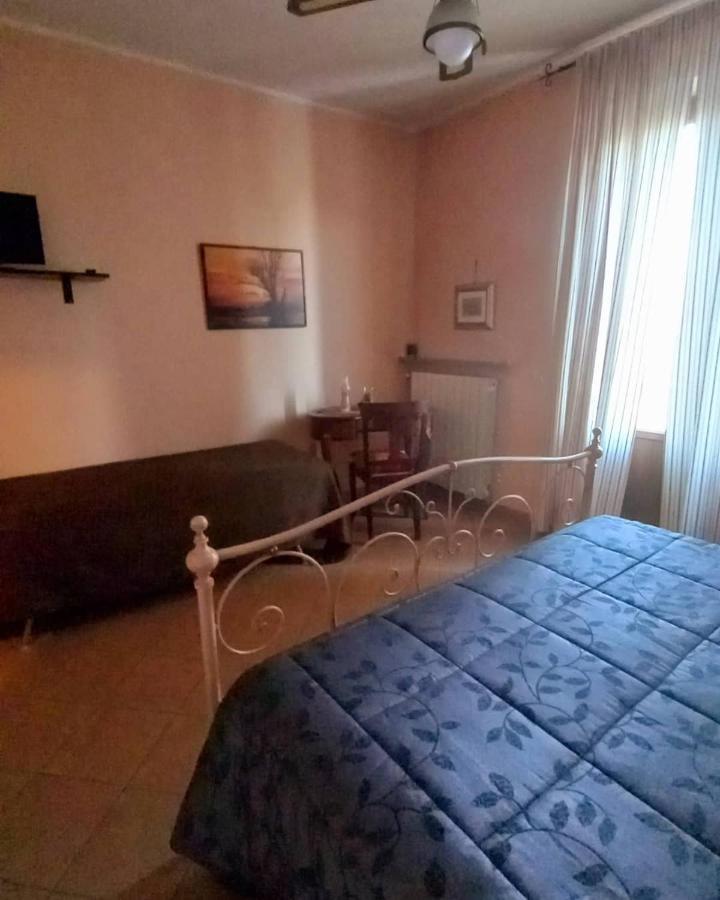 Il Girasole Hotel Strevi Buitenkant foto