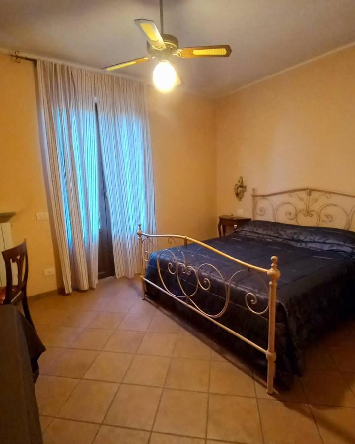 Il Girasole Hotel Strevi Buitenkant foto