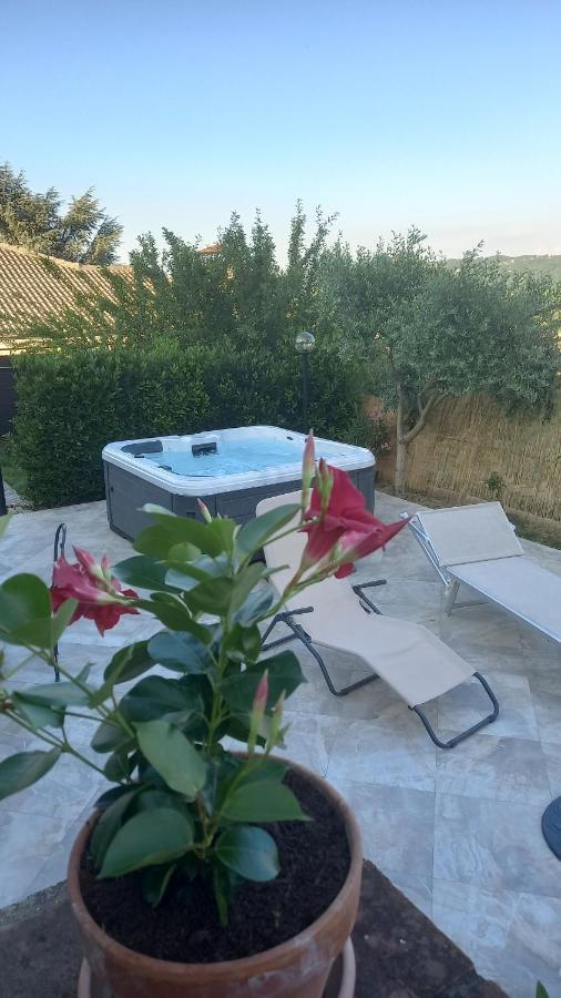 Il Girasole Hotel Strevi Buitenkant foto