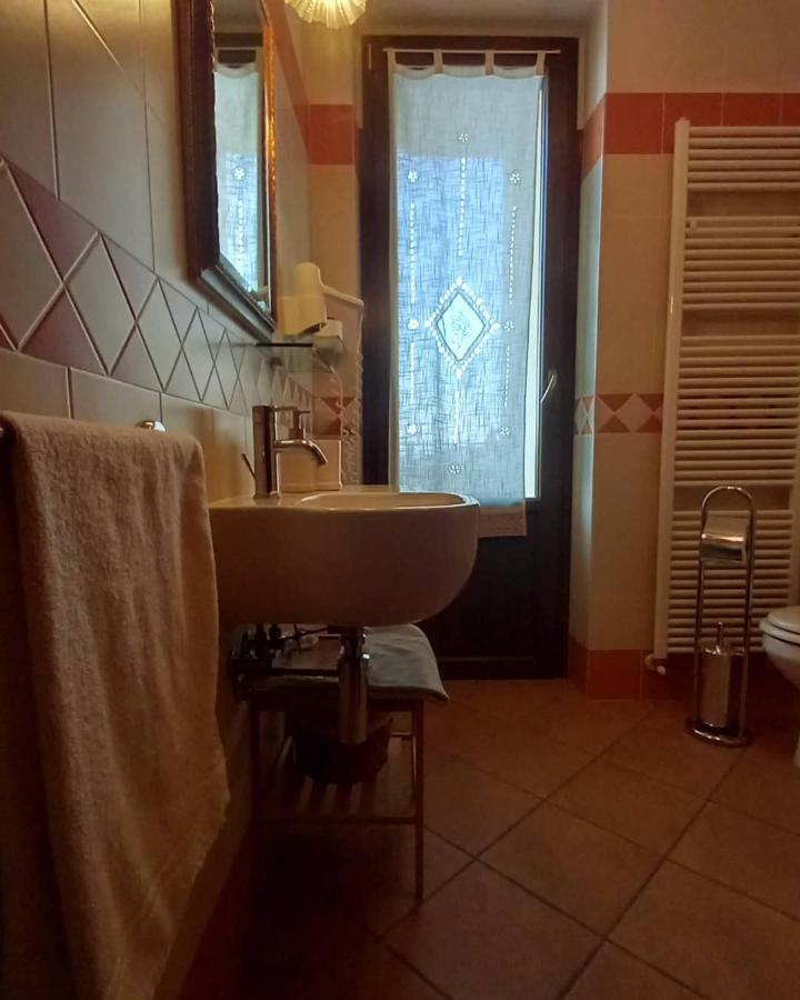 Il Girasole Hotel Strevi Buitenkant foto