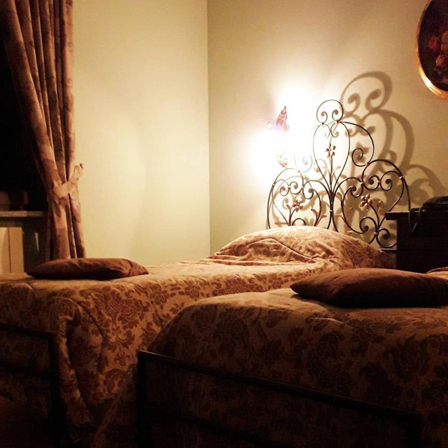 Il Girasole Hotel Strevi Buitenkant foto