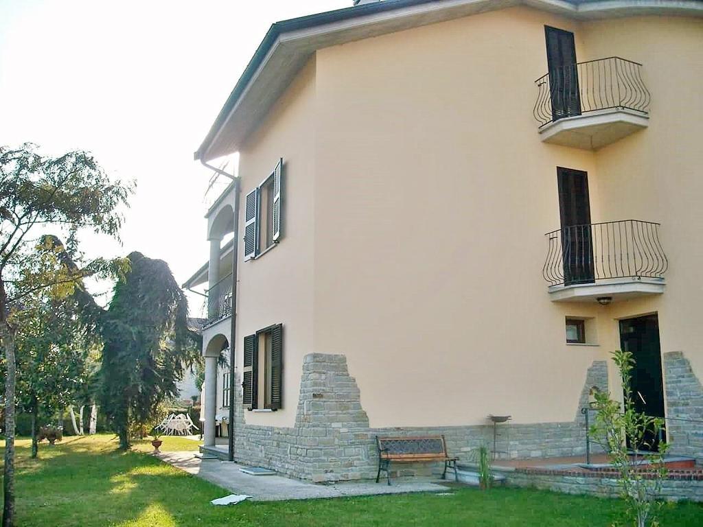 Il Girasole Hotel Strevi Buitenkant foto